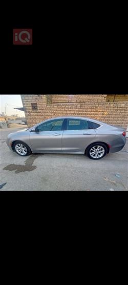 کرایسلەر 200